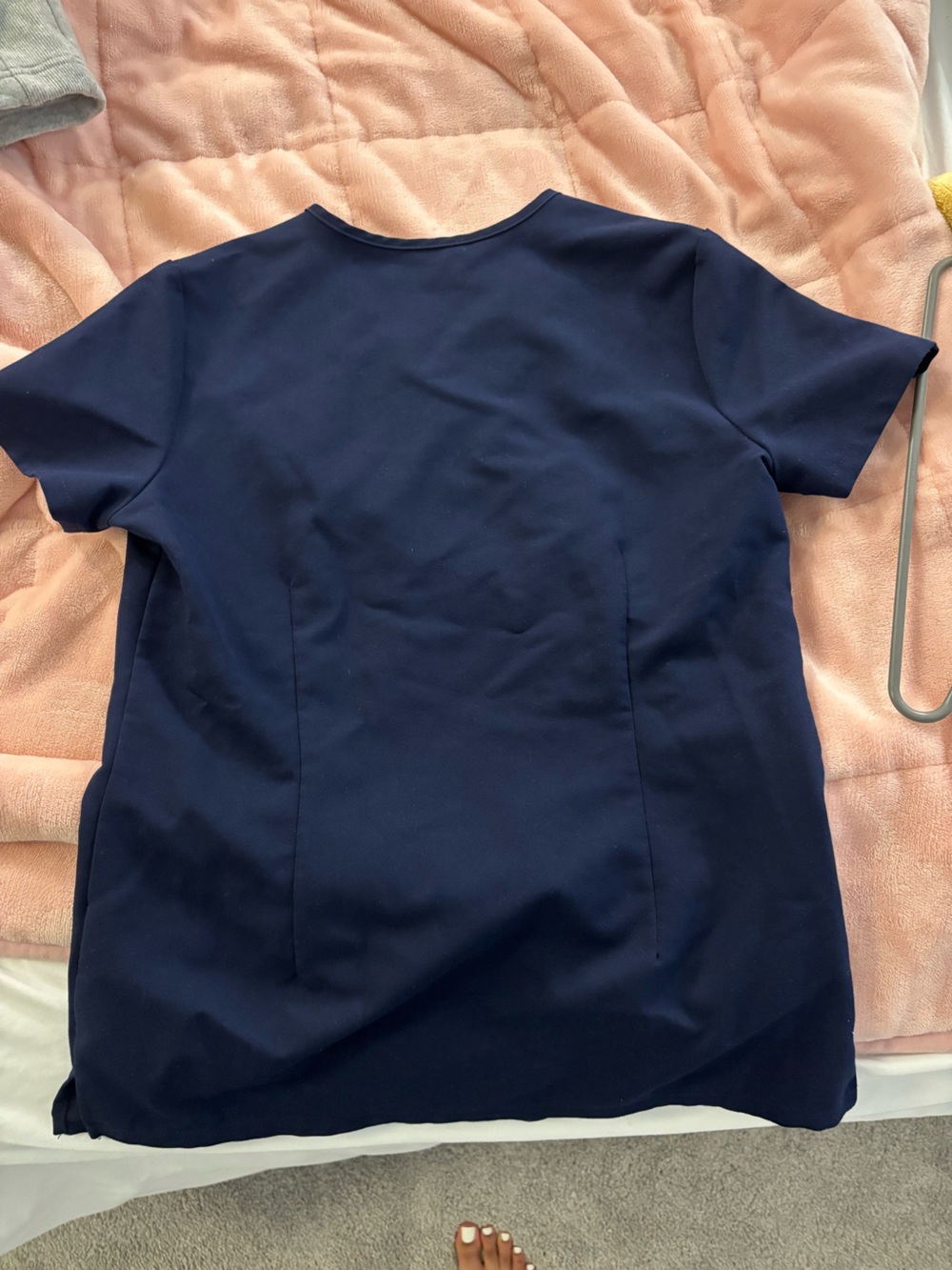 FIGS Women Catarina Scrub Top - Picture 3 of 3